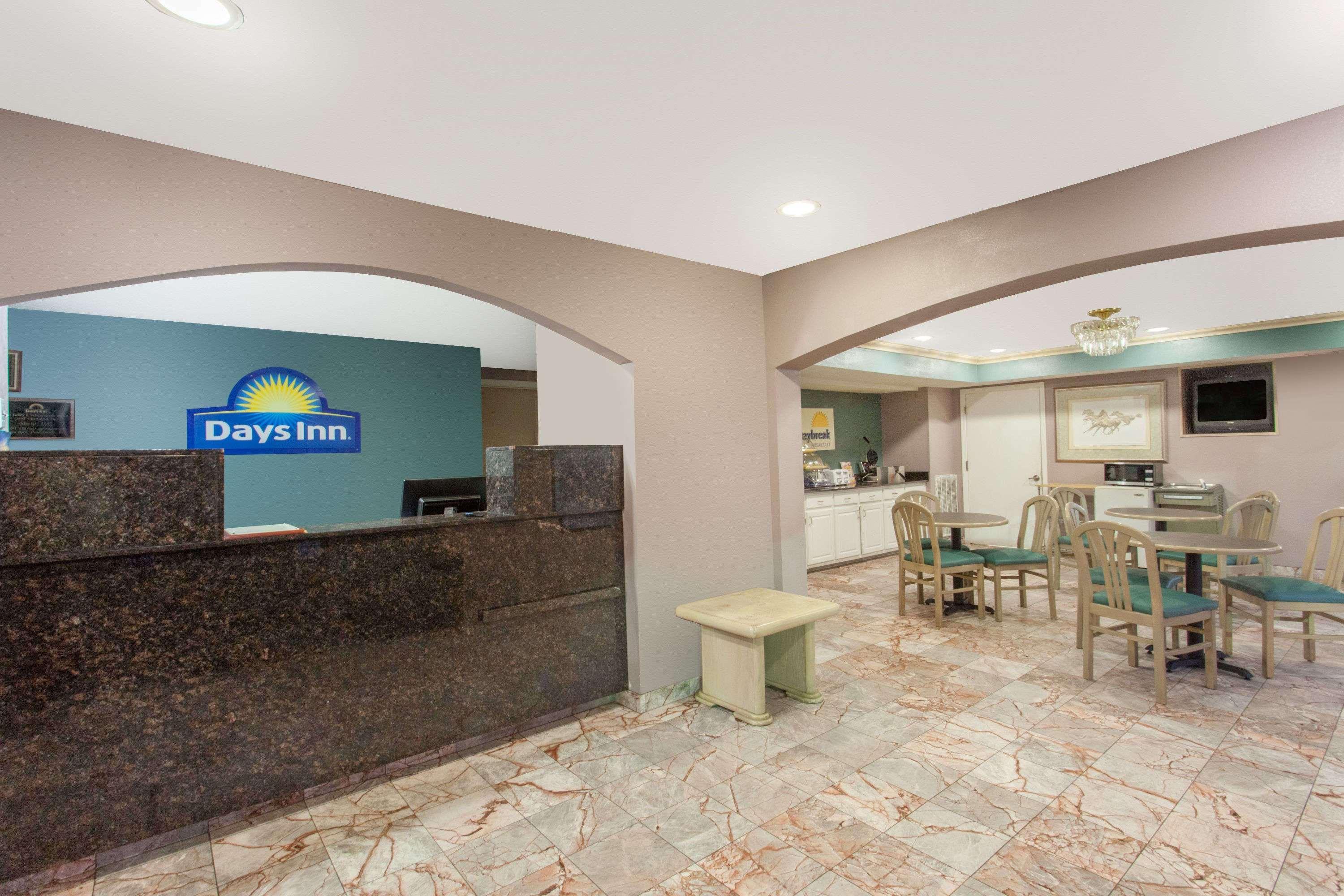 Quality Inn & Suites Decatur Priceville I-65 Esterno foto
