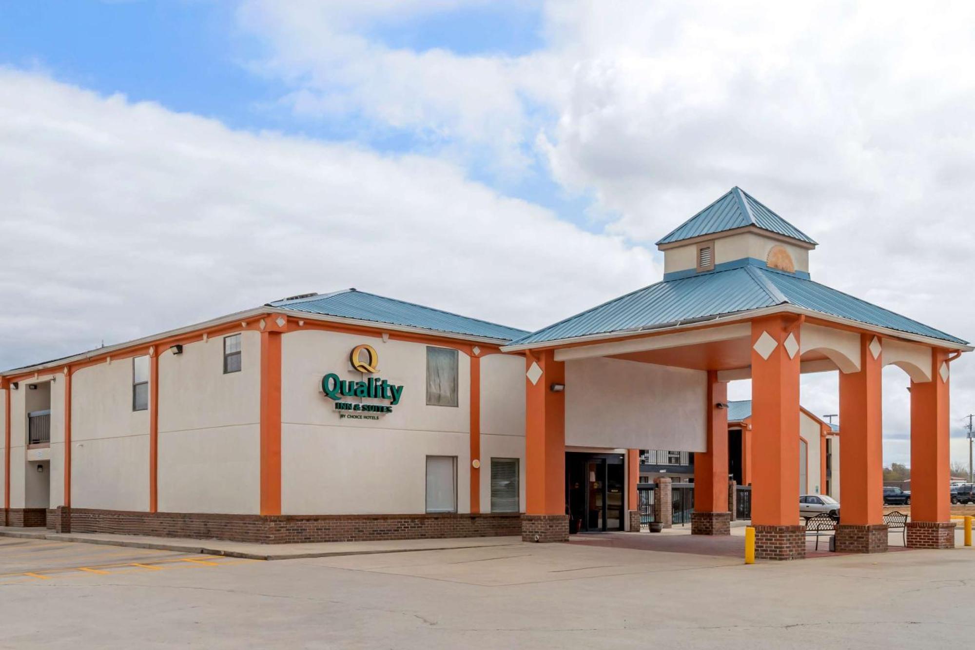 Quality Inn & Suites Decatur Priceville I-65 Esterno foto